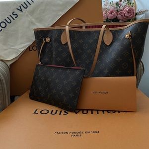 Louis Vuitton Neverfull MM Complete Ensemble.